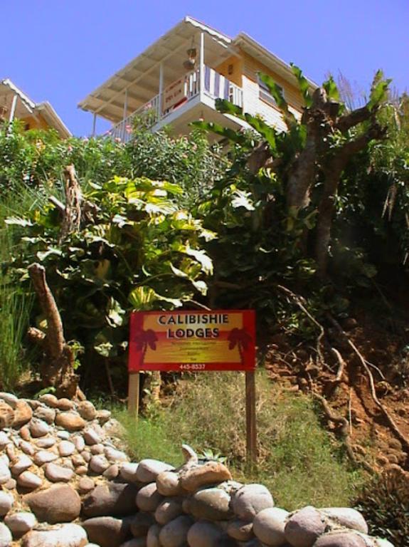 Calibishie Lodges Hotel ภายนอก รูปภาพ